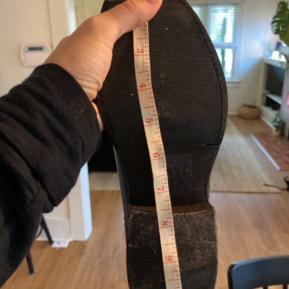 Frye Jamie black, back zip booties 7.5 - Picture 5 of 5
